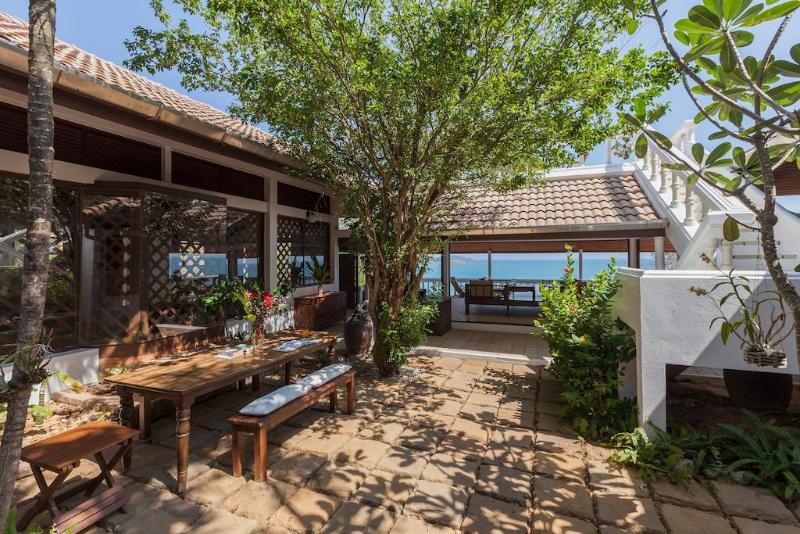 Baan Khunying - Secluded Phuket Beachfront Villa - Genel