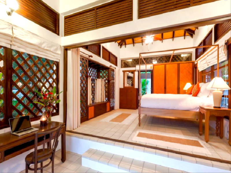 Baan Khunying - Secluded Phuket Beachfront Villa - Oda