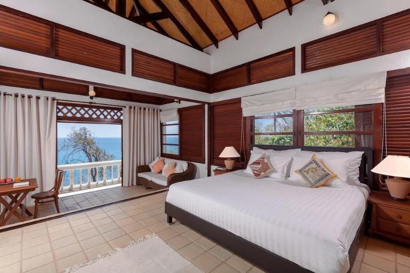 Baan Khunying - Secluded Phuket Beachfront Villa - Oda