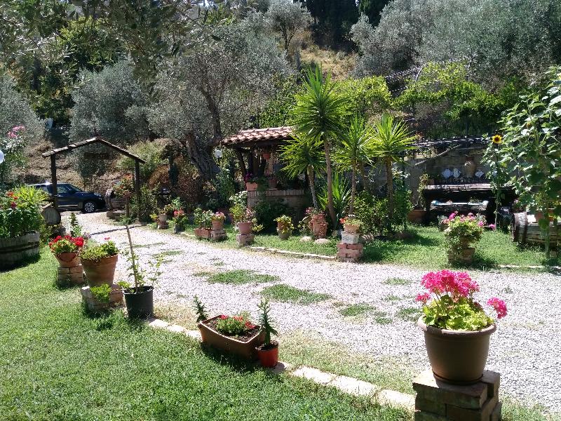 Agriturismo L'Uliveto - Lobi