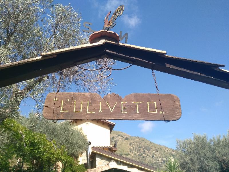 Agriturismo L'Uliveto - Lobi