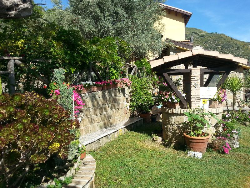 Agriturismo L'Uliveto - Lobi