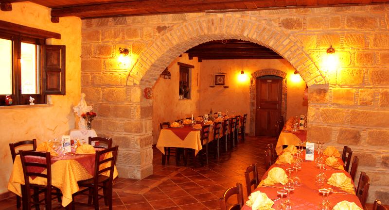 Agriturismo L'Uliveto - Restoran