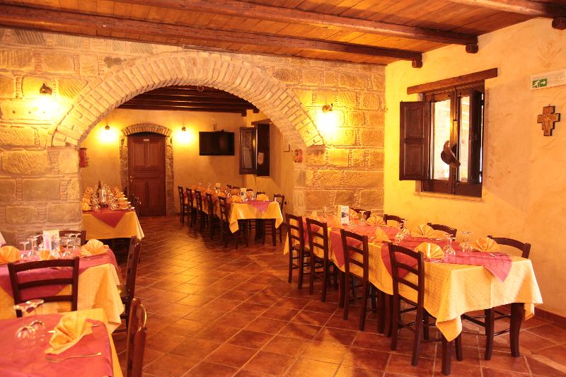Agriturismo L'Uliveto - Restoran