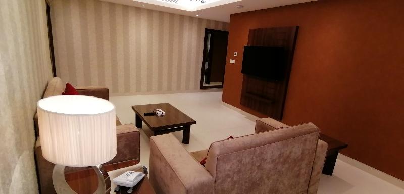 Al Diafah Apartments Olaya - Oda