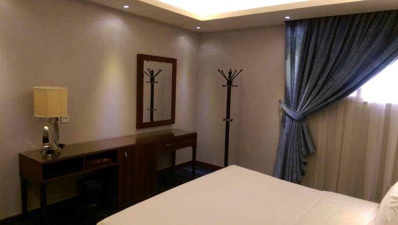 Al Diafah Apartments Olaya - Oda