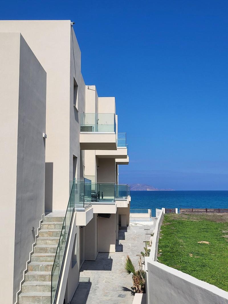Almare Beach - Genel