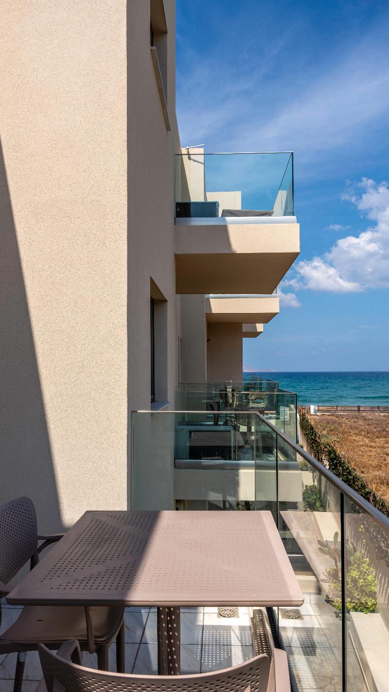 Almare Beach - Oda