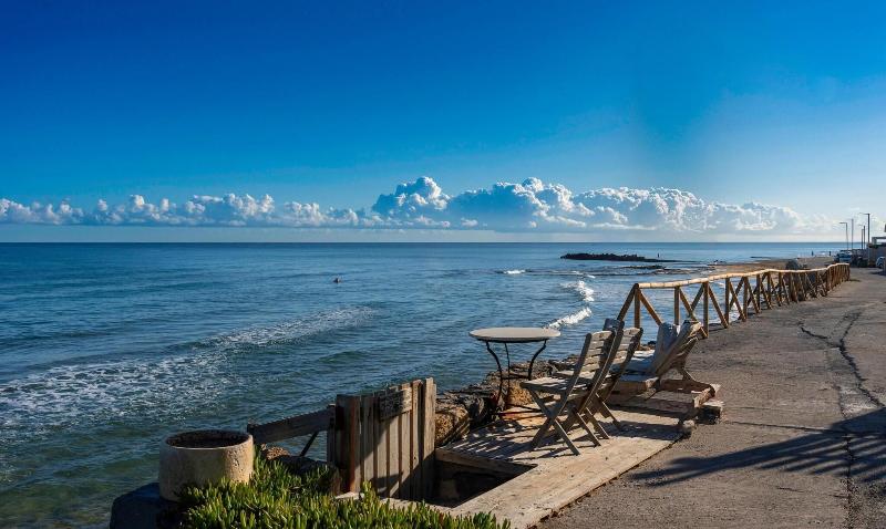 Almare Beach - Plaj