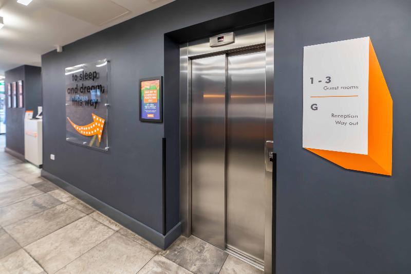 easyHotel Leeds - Lobi