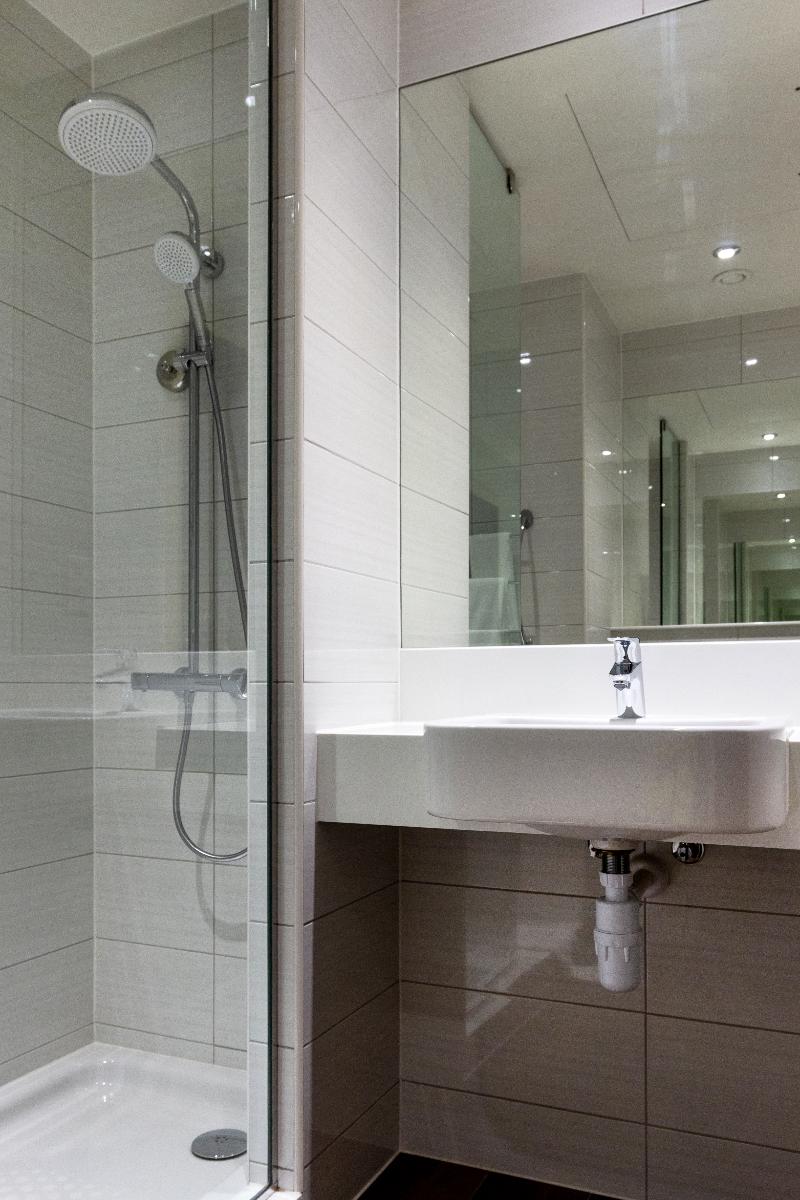 Premier inn Dubai Al Jaddaf - Oda