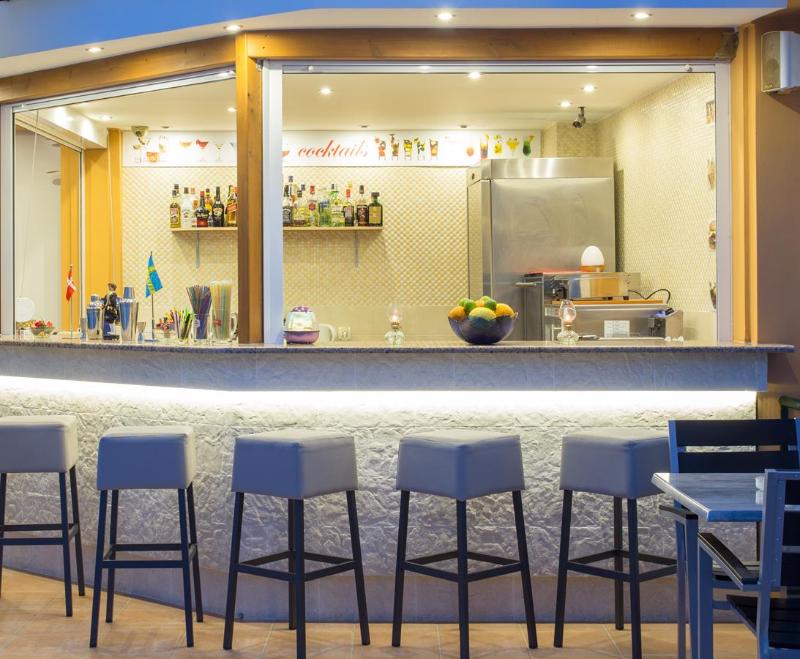 Nontas Suites - Bar