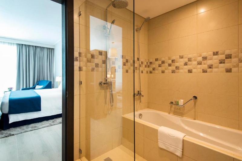 Centara West Bay Hotel and Residences Doha - Oda