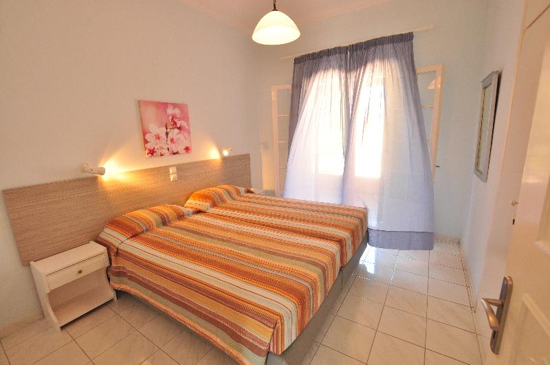 Elena Apartments Corfu - Oda