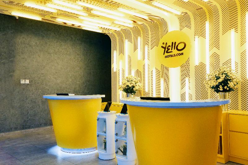 Yello Hotel Paskal Bandung - Lobi
