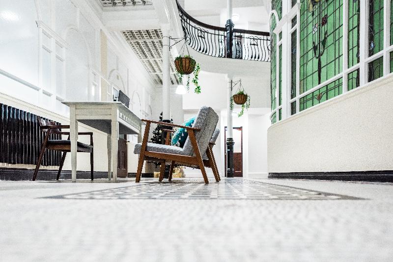 Terlon Apartments - SELF CHECK IN - Lobi