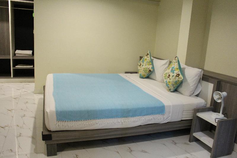 Samsen Sam Place - Oda
