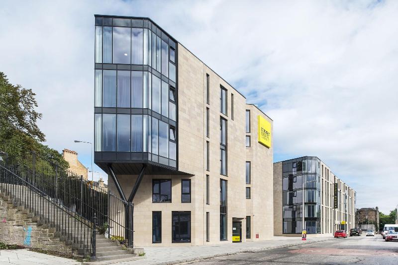 Destiny student - Holyrood - Genel