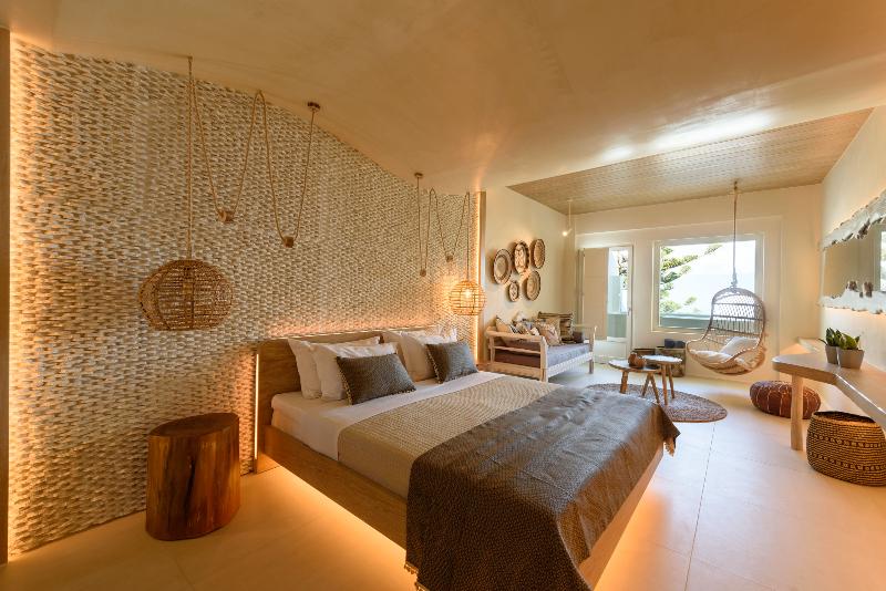Divelia East Suites - Lobi