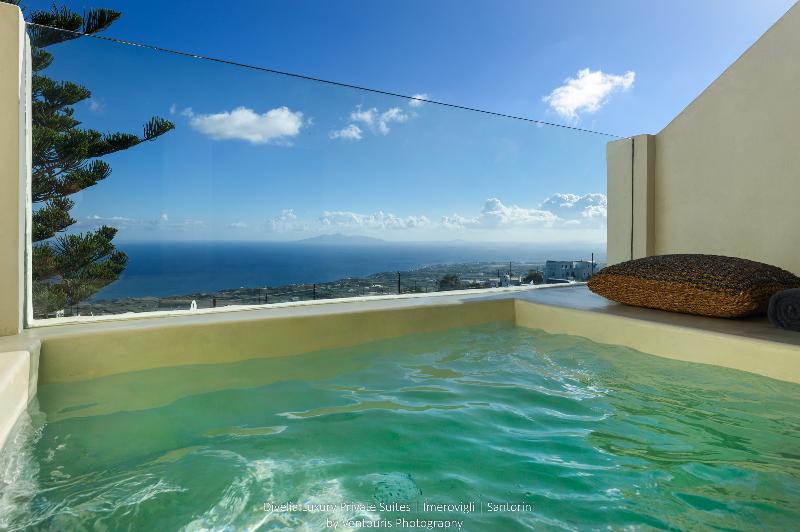 Divelia East Suites - Genel