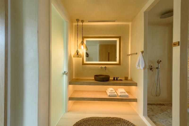 Divelia East Suites - Genel