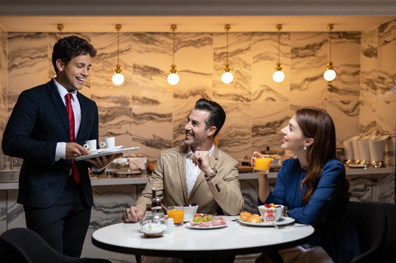 La Clef Champs-Elysees by The Crest Collection - Restoran