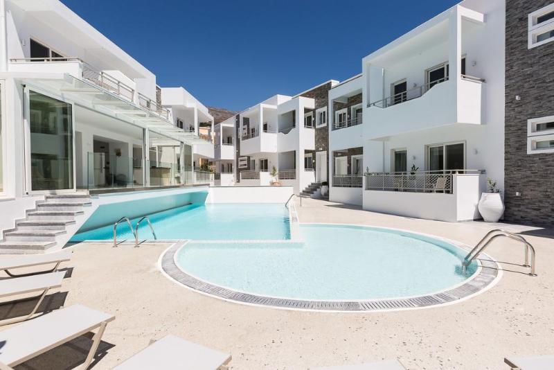 Cyano Hotel - Lobi