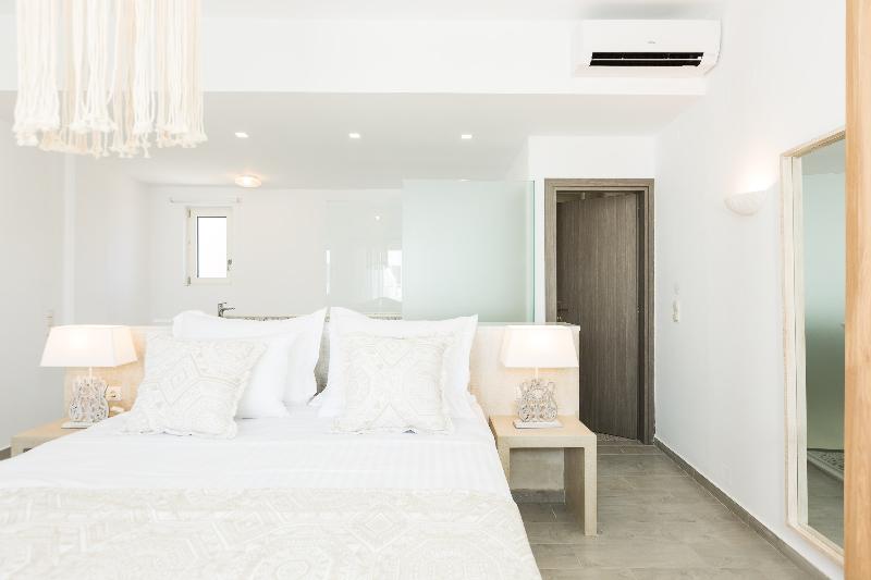 Cyano Hotel - Oda