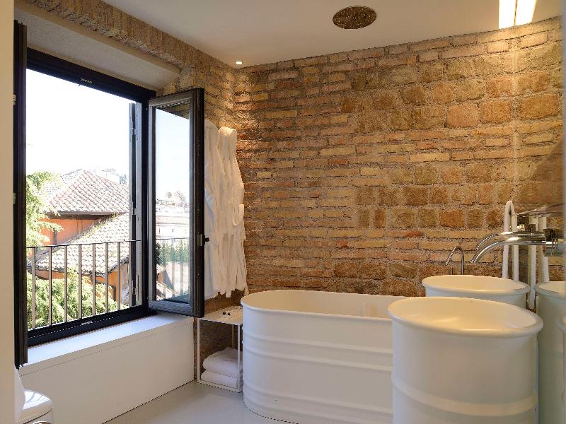 The Rooms Of Rome - Oda