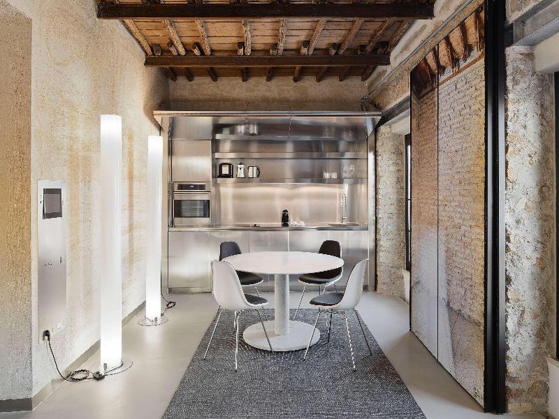 The Rooms Of Rome - Oda