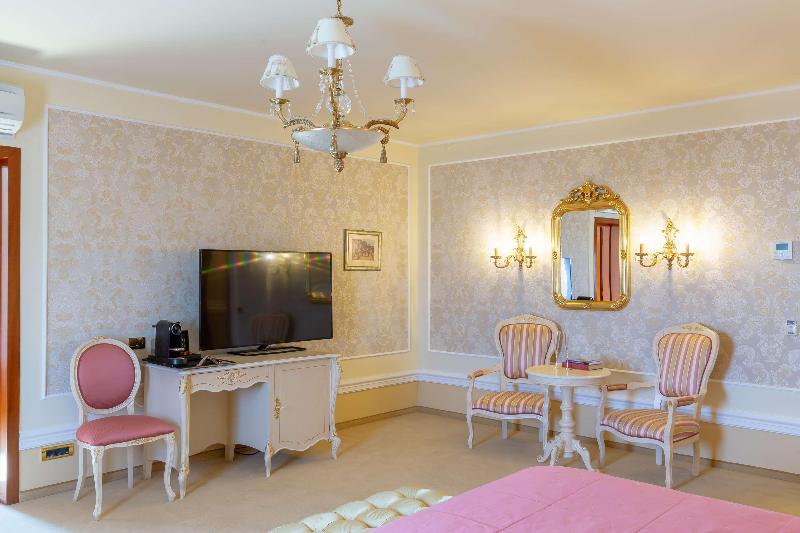Suter Palace Heritage Boutique Hotel - Oda