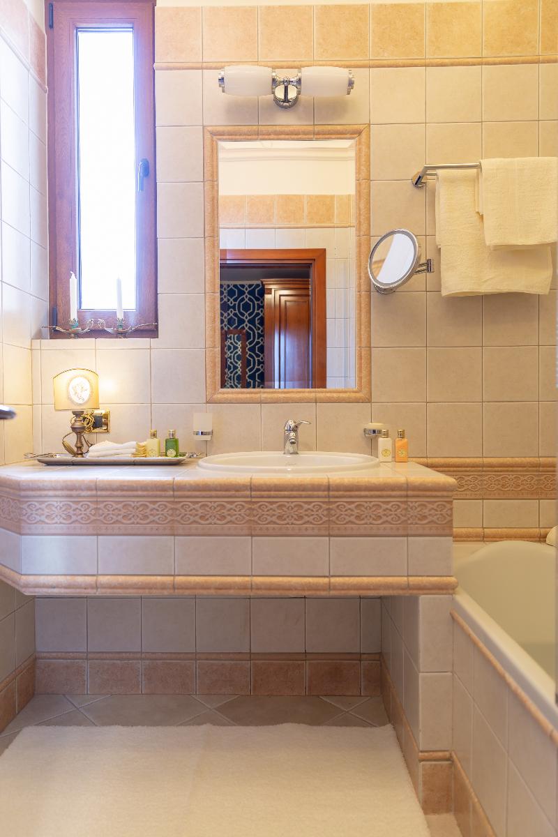Suter Palace Heritage Boutique Hotel - Oda