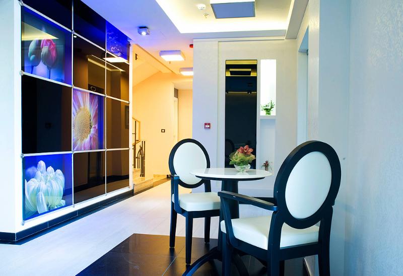 Hotel SOA - Lobi