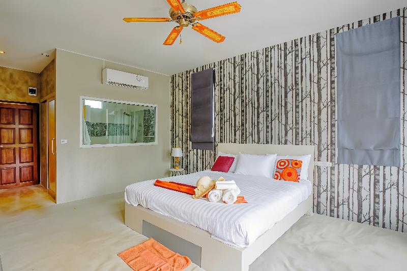 Amantra Lake View Resort - Oda