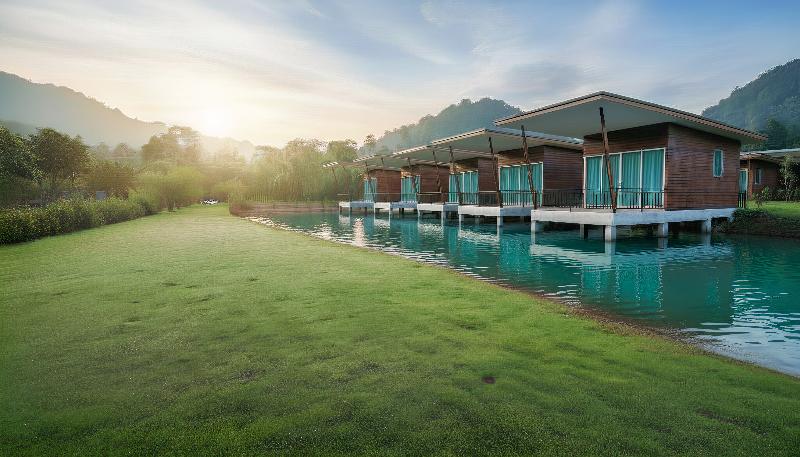 Amantra Lake View Resort - Oda