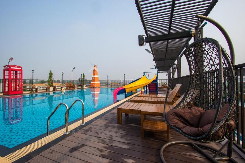 B-Yourhome Hotel Don Muang Airport Bangkok - Havuz
