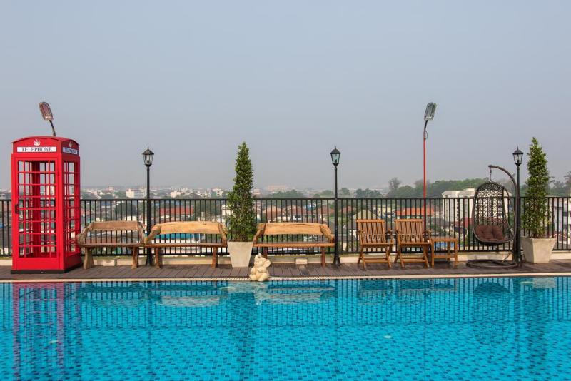 B-Yourhome Hotel Don Muang Airport Bangkok - Havuz