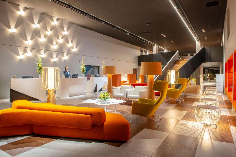 Radisson Blu Hotel Bordeaux - Lobi