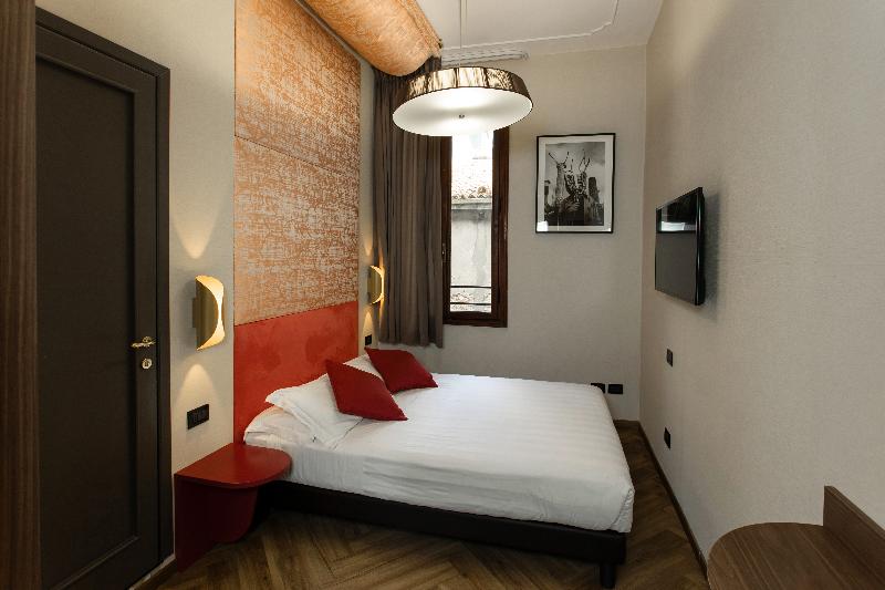 Riva Del Vin Boutique Hotel - Oda