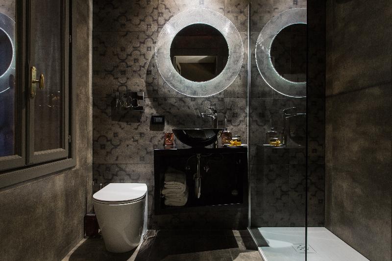 Riva Del Vin Boutique Hotel - Oda