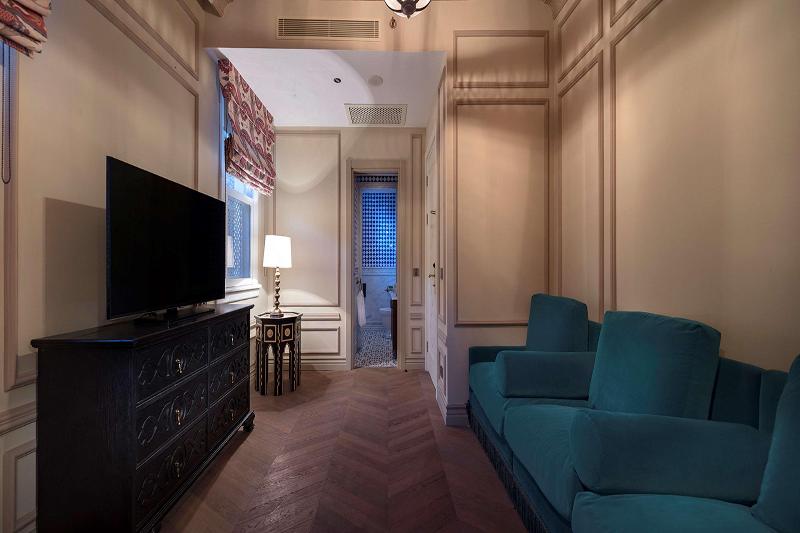 Hagia Sofia Mansions Istanbul, Curio Collection By - Oda