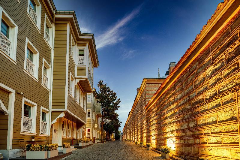 Hagia Sofia Mansions Istanbul, Curio Collection By - Oda