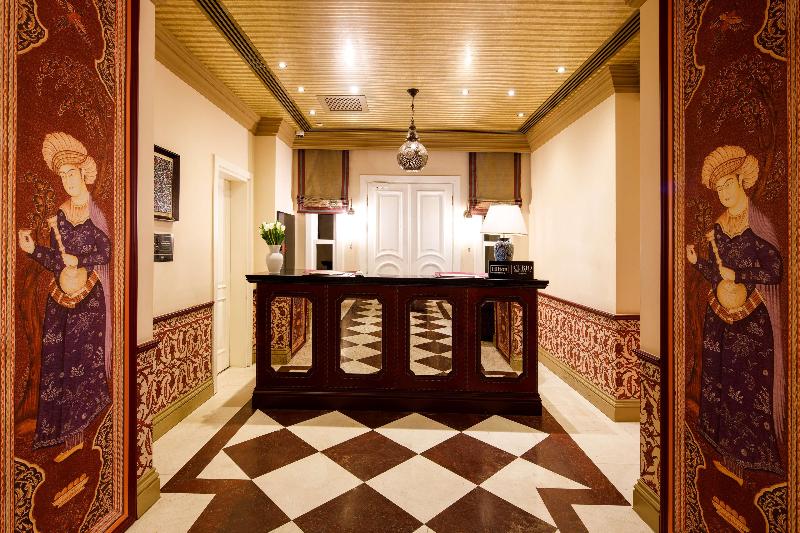 Hagia Sofia Mansions Istanbul, Curio Collection By - Oda