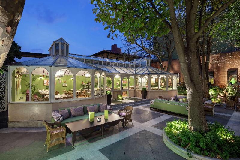 Hagia Sofia Mansions Istanbul, Curio Collection By - Oda