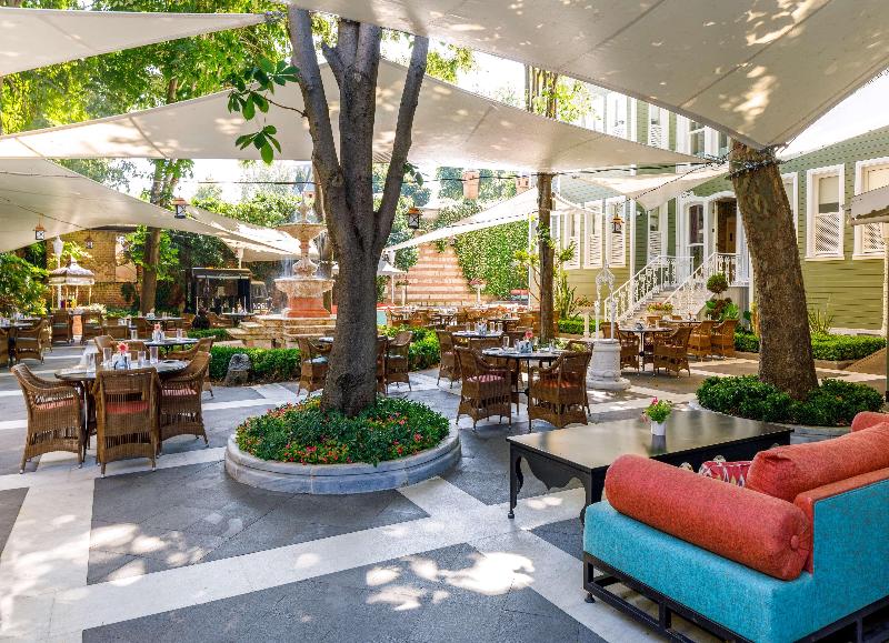 Hagia Sofia Mansions Istanbul, Curio Collection By - Oda