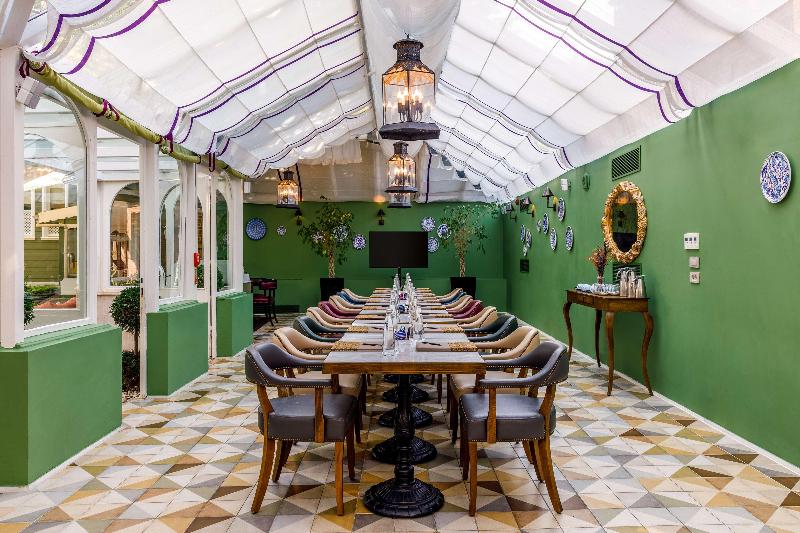 Hagia Sofia Mansions Istanbul, Curio Collection By - Oda