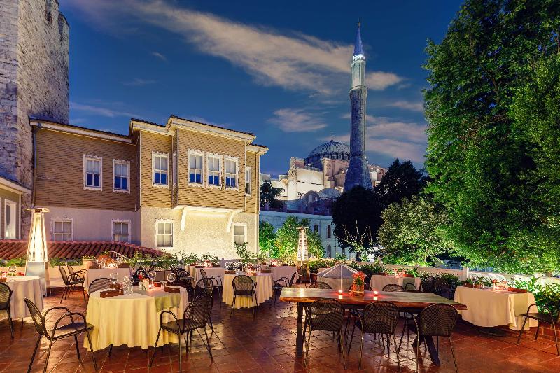 Hagia Sofia Mansions Istanbul, Curio Collection By - Oda