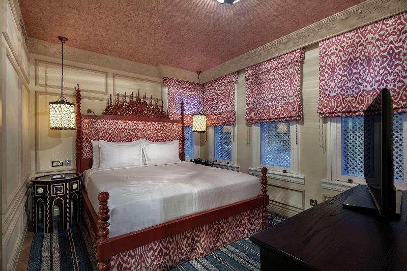 Hagia Sofia Mansions Istanbul, Curio Collection By - Oda