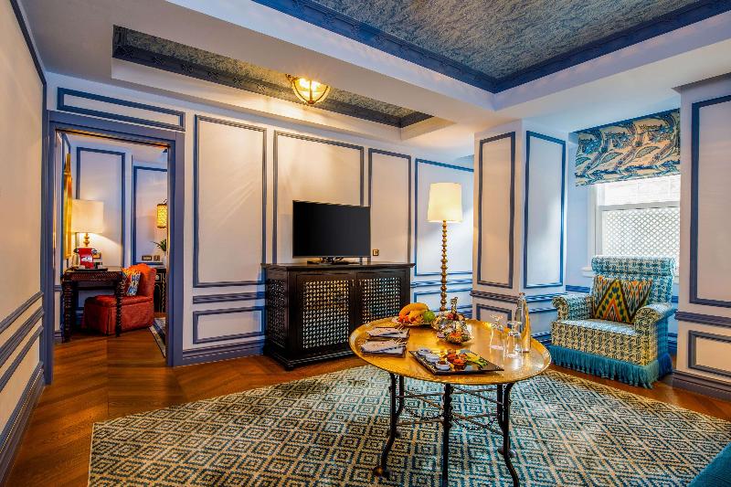 Hagia Sofia Mansions Istanbul, Curio Collection By - Oda