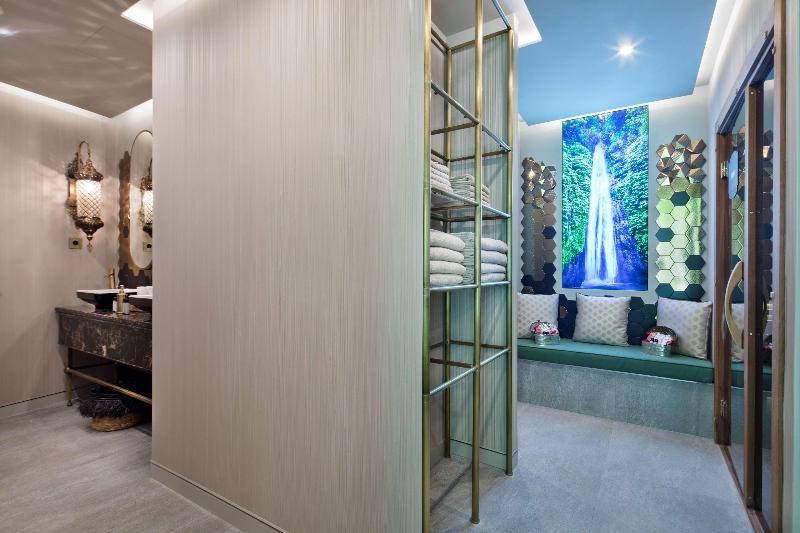 Hagia Sofia Mansions Istanbul, Curio Collection By - Oda